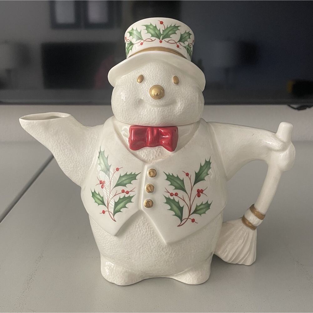 Lenox Holiday Snowman Teapot 2 Piece Christmas Decoration Decor Display Vintage